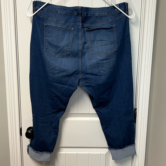 Revery Crop Jeans Size 24W - Picture 2 of 5